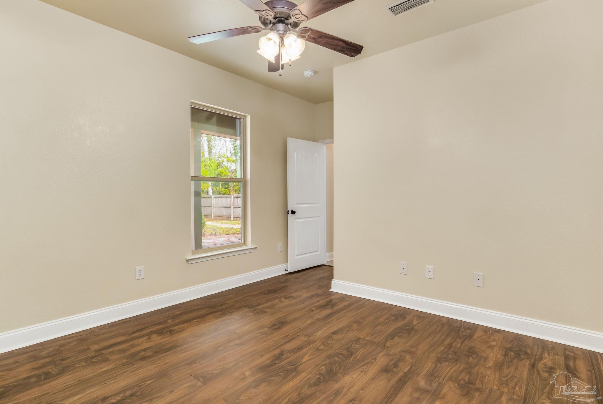 314 Topeka Road Pensacola, FL 32514 - Photo 18 of 36