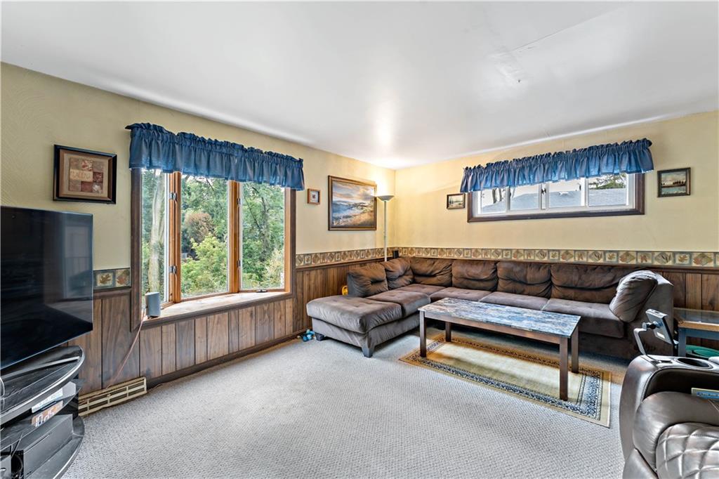 2325 Crestview Road Pittsburgh, PA 15216 - Photo 16 of 37 Gallery Image 16