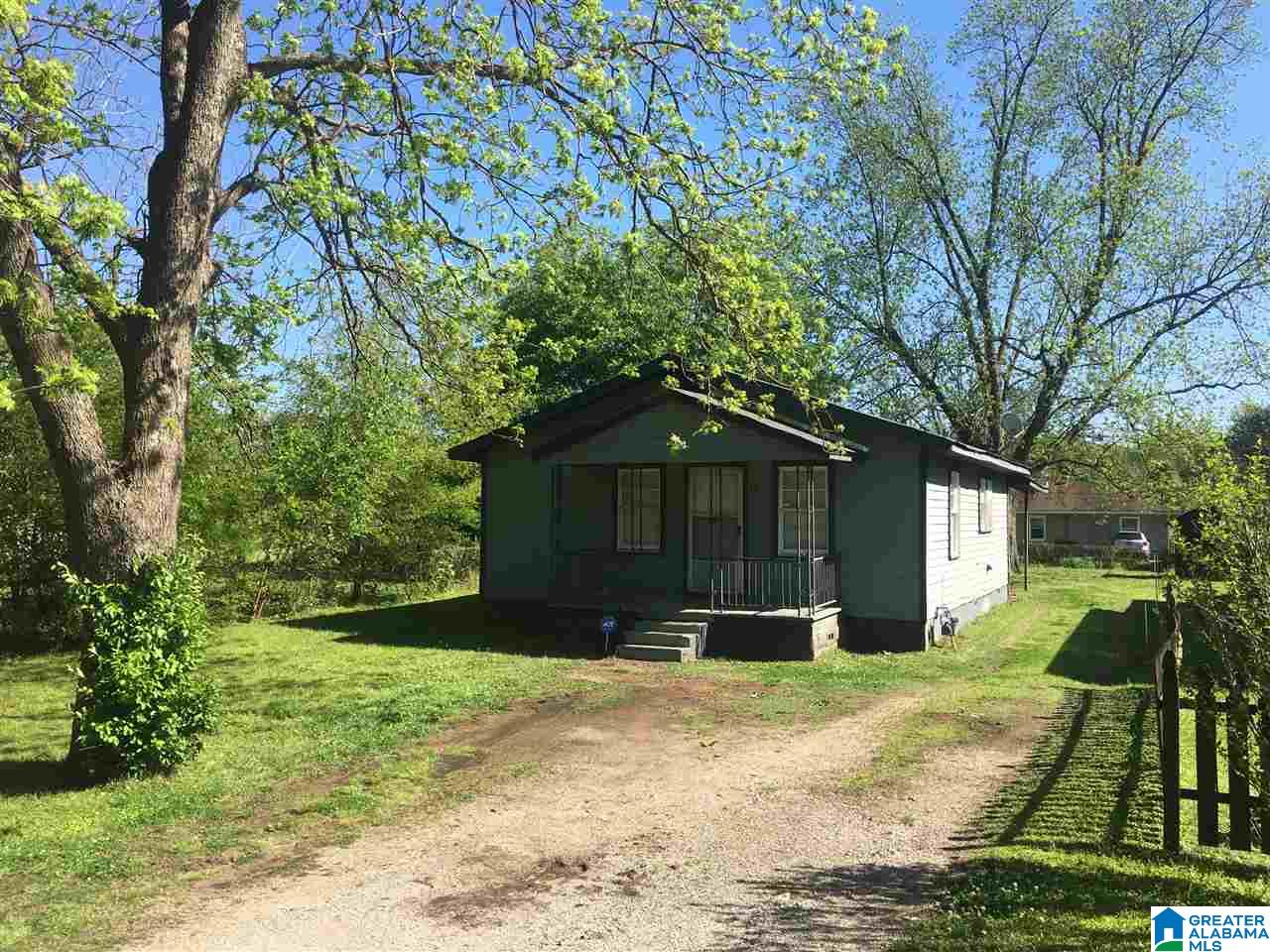 1806 Short 12th Street North Bessemer, AL 35020 - Photo 2 of 8