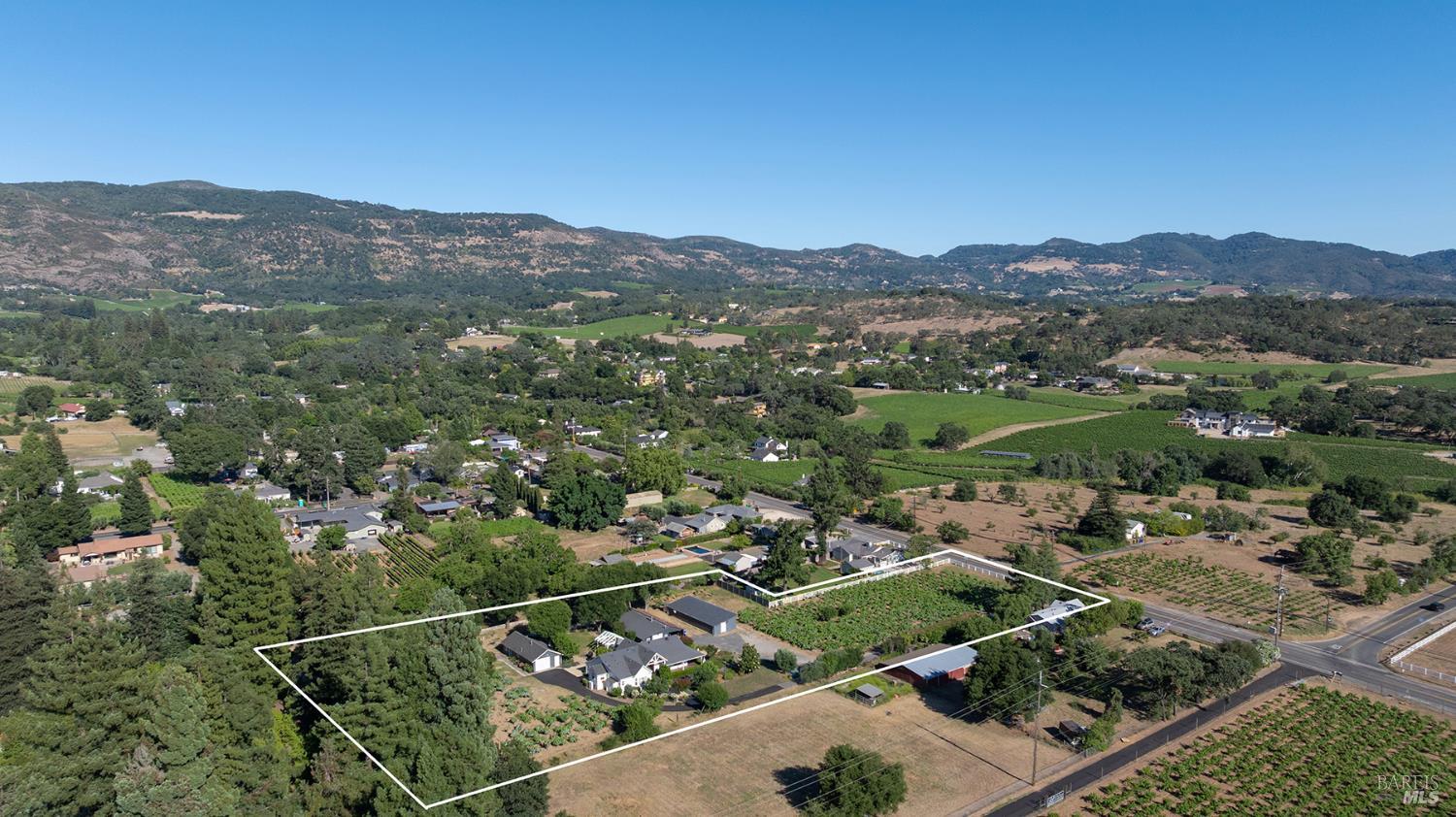 2032 Hagen Road Napa, CA 94558 - Photo 3 of 42