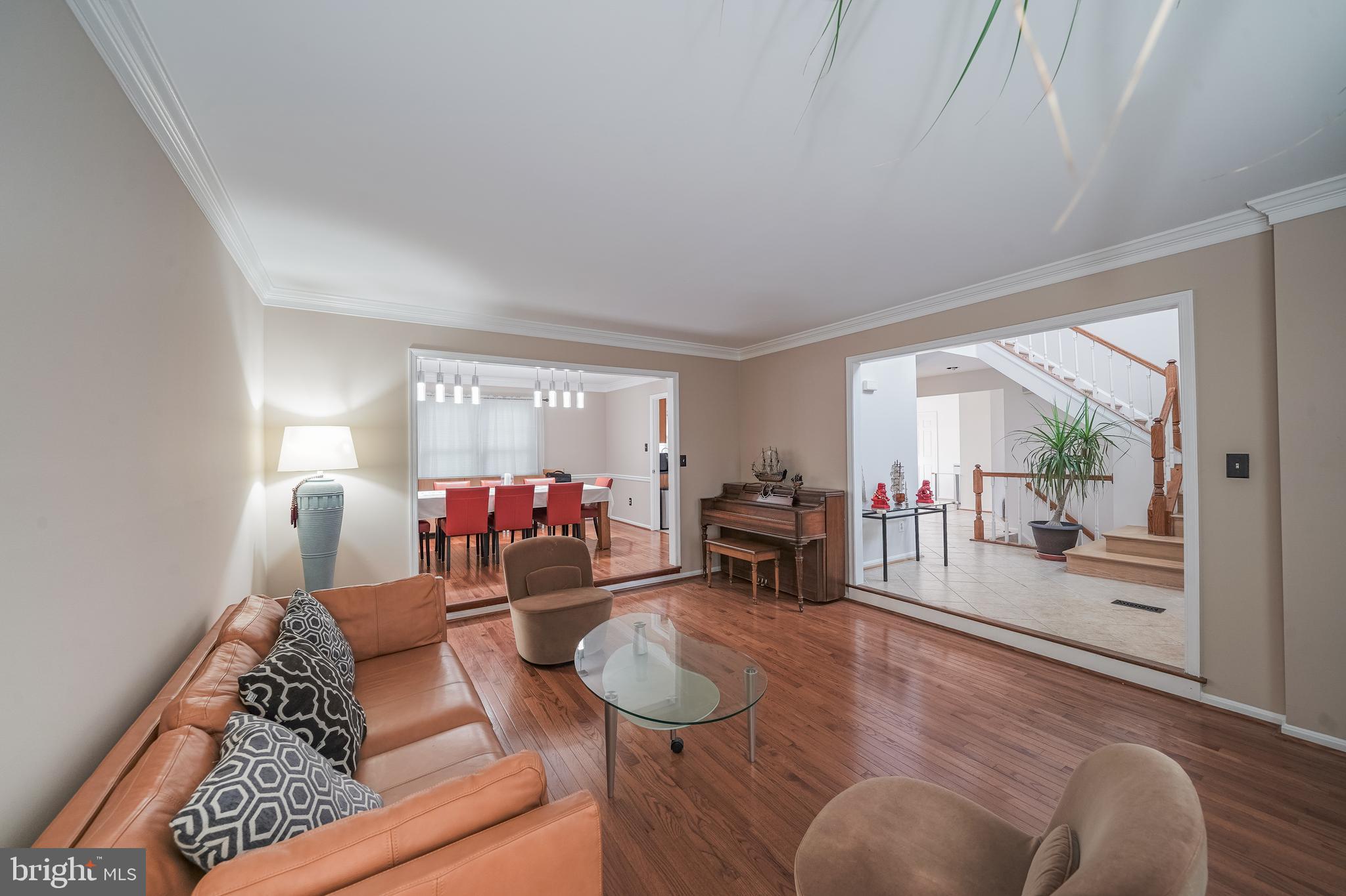 8213 Dry Ridge Road Montgomery Village, MD 20886 - Photo 10 of 57 living room corner POV