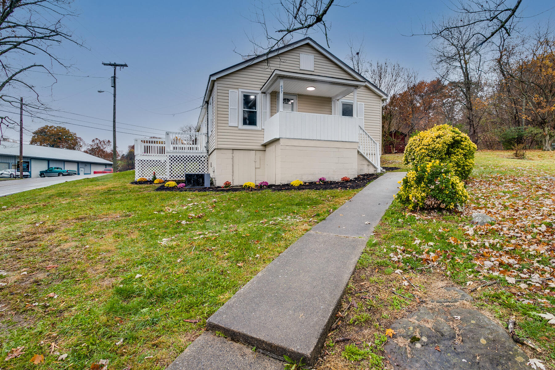 477 Gravely Road Kingsport, TN 37660 - Photo 1 of 29 001
