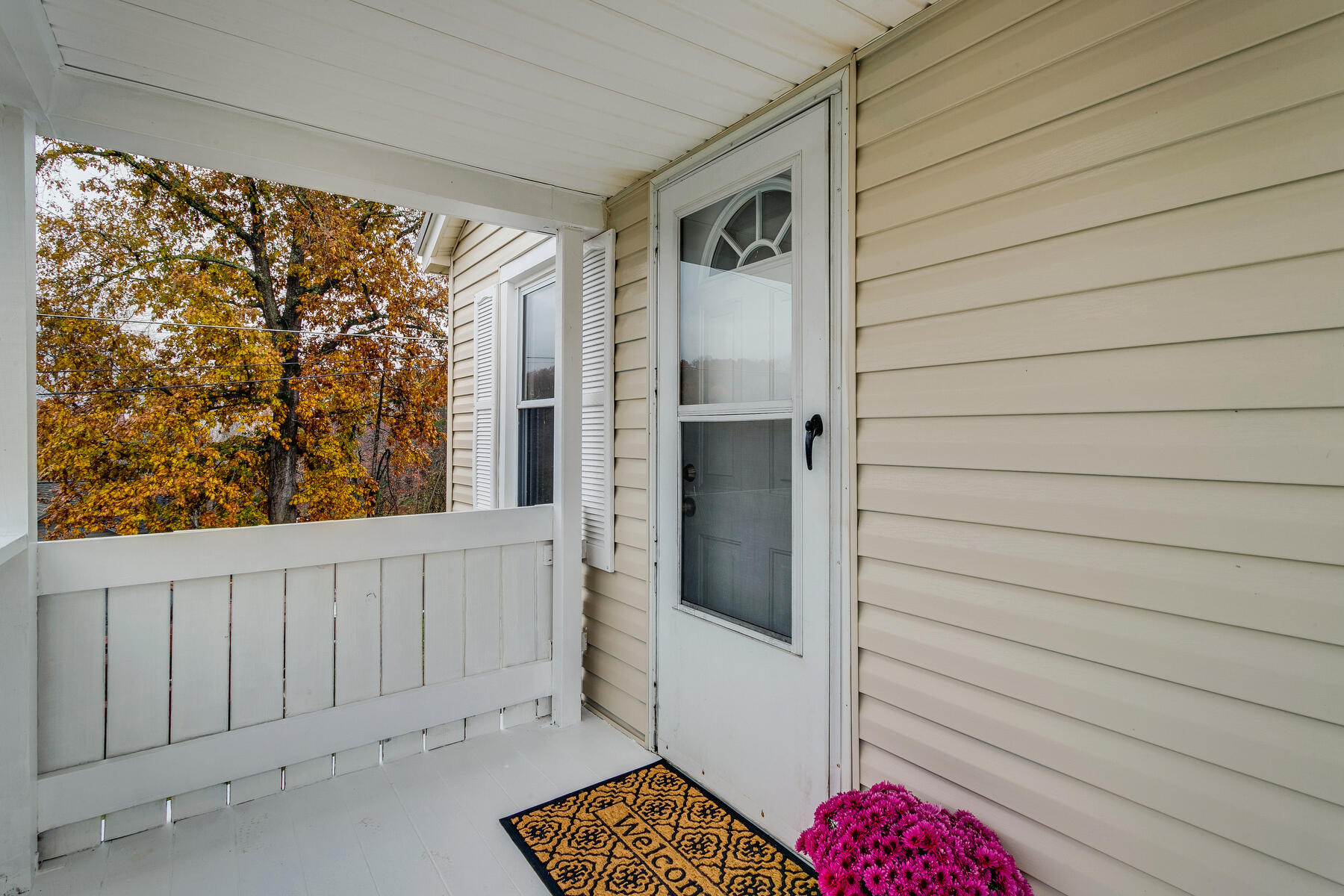 477 Gravely Road Kingsport, TN 37660 - Photo 5 of 29 005