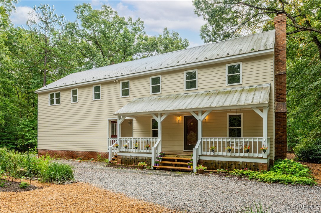 13321 Hensley Road Chesterfield, VA 23832 - Photo 40 of 48 a front view of a house with garden