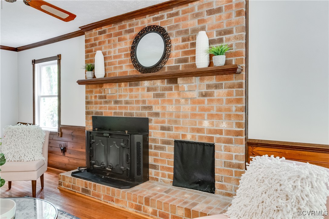 13321 Hensley Road Chesterfield, VA 23832 - Photo 6 of 48 a living room with a fireplace and a fireplace