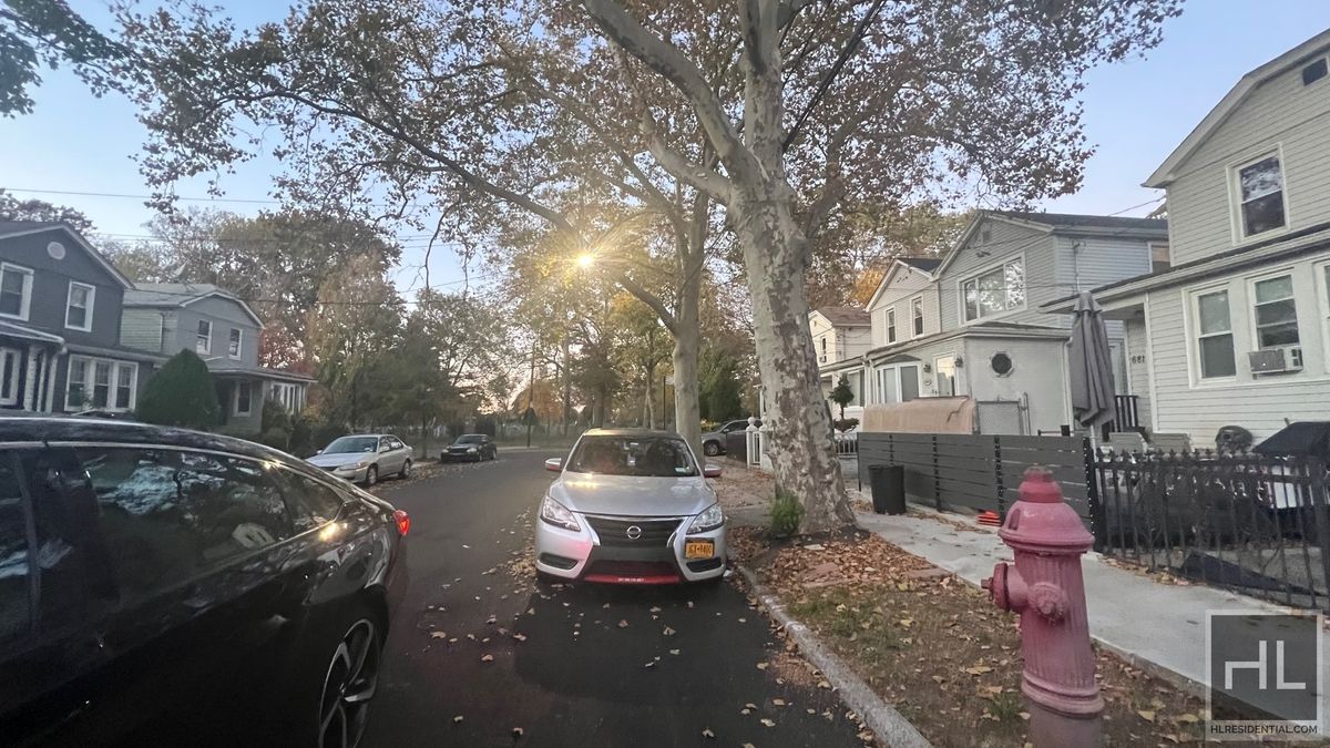 687 East 46th Street, Unit 1 Brooklyn, NY 11203 - Photo 16 of 17 Photo 16