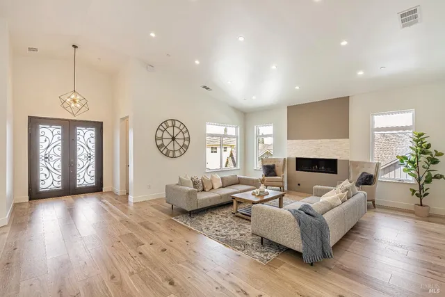 $1,785,000 | 2022 Stony Oak Court, Santa Rosa, CA 95403