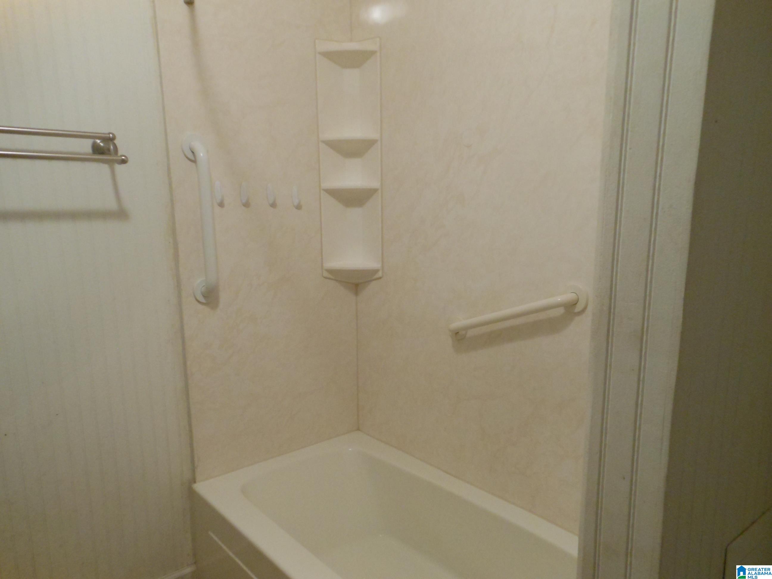 5421 Java Avenue Birmingham, AL 35224 - Photo 8 of 10