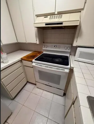 $539,000 | 1140 Whipple Avenue, Unit 22, Redwood City, CA 94062