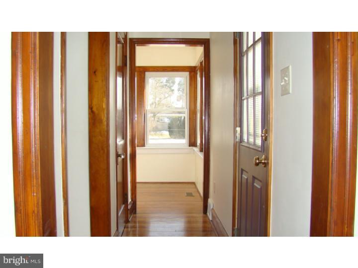 14 North Chester Avenue Riverside, NJ 08075 - Photo 22 of 25 Hallway