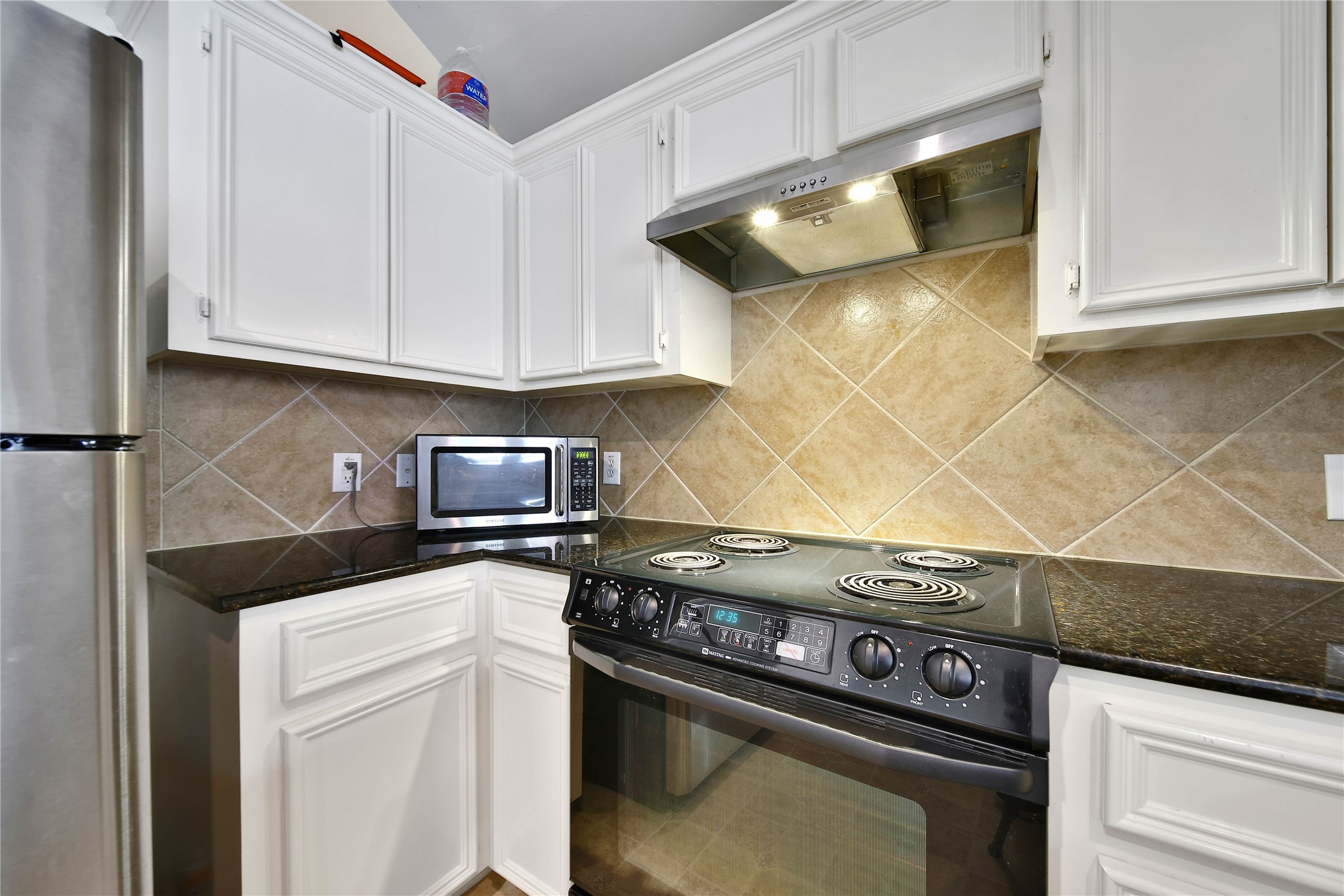 4408 Eigel Street Houston, TX 77007 - Photo 11 of 16