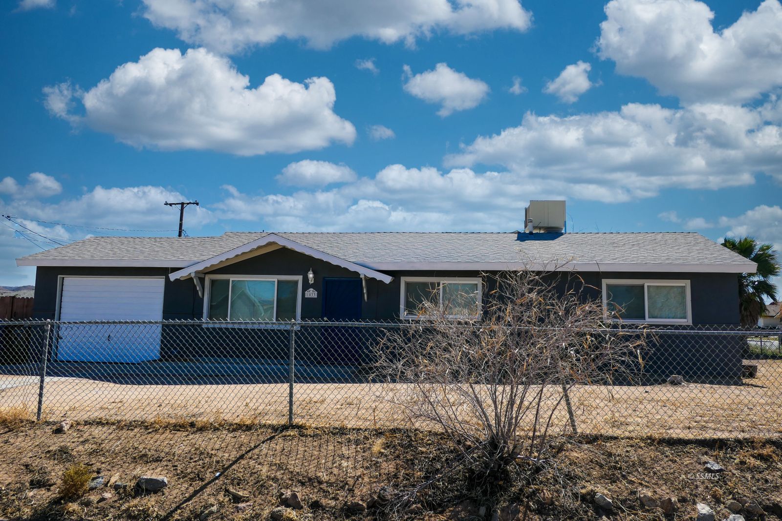 1033 West Bataan Avenue Ridgecrest, CA 93555 - Photo 1 of 43