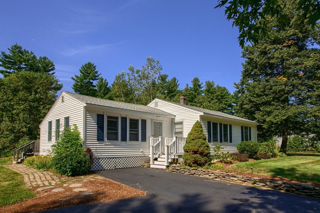 14 Barker Hill Road Townsend, MA 01469 - Photo 3 of 27 Gallery Image 3
