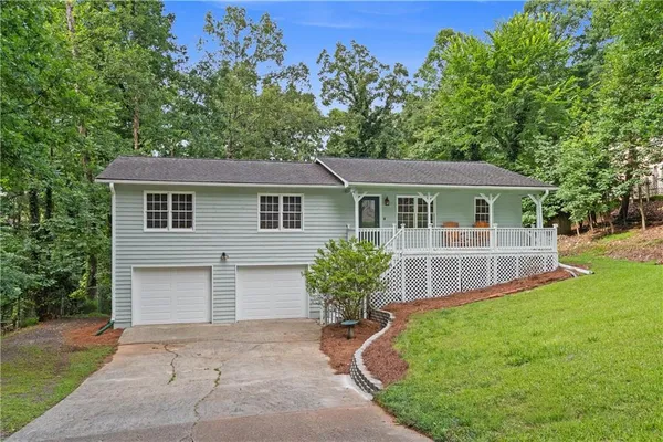 $389,000 | 426 Riverlake Court, Woodstock, GA 30188