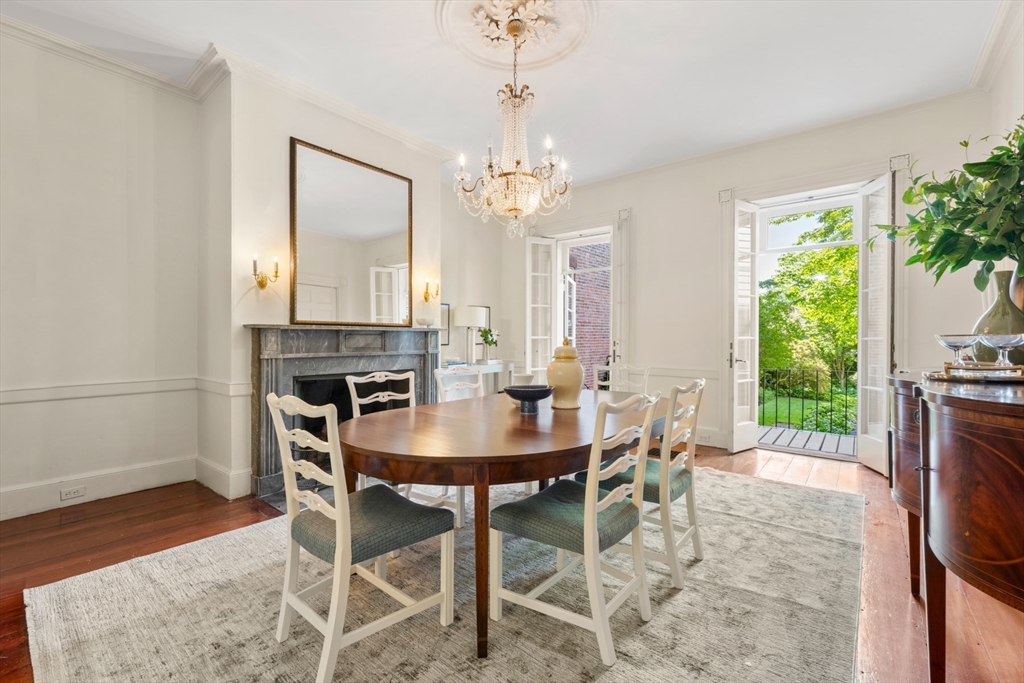 33 Chestnut Street Salem, MA 01970 - Photo 11 of 40