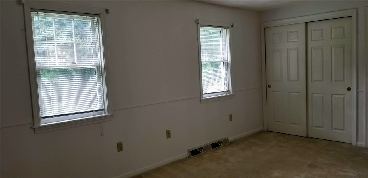 233 Oak Ridge Road, Unit 5 Plaistow, NH 03865 - Photo 16 of 30 Gallery Image 16