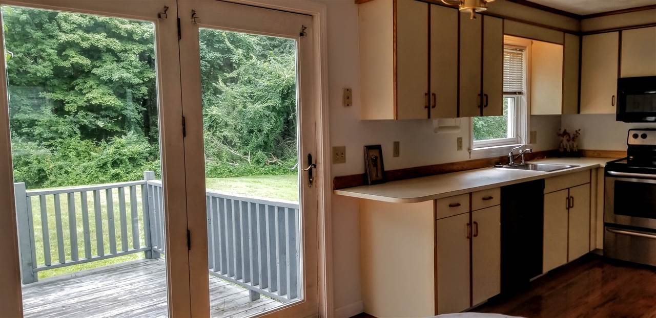 233 Oak Ridge Road, Unit 5 Plaistow, NH 03865 - Photo 6 of 30 Gallery Image 6
