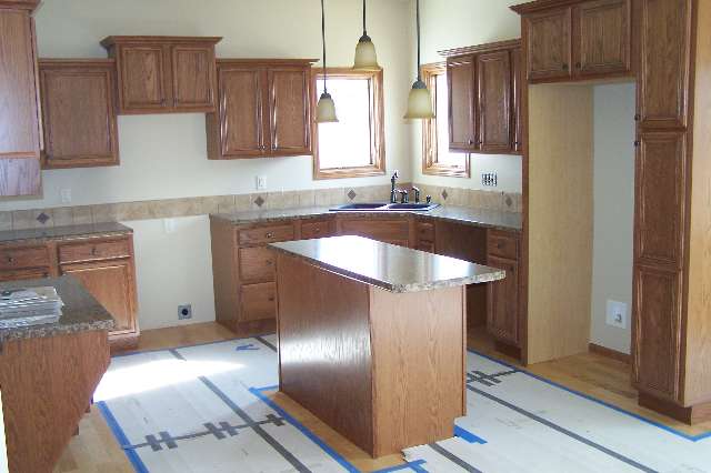 1717 Springbrook Court DeWitt, IA 52742 - Photo 3 of 9 Gallery Image 3