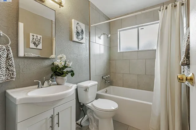 $988,000 | 36563 Beutke Drive, Newark, CA 94560