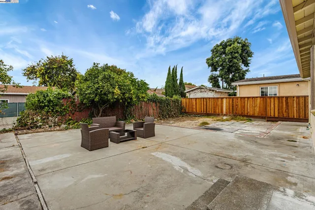 $988,000 | 36563 Beutke Drive, Newark, CA 94560