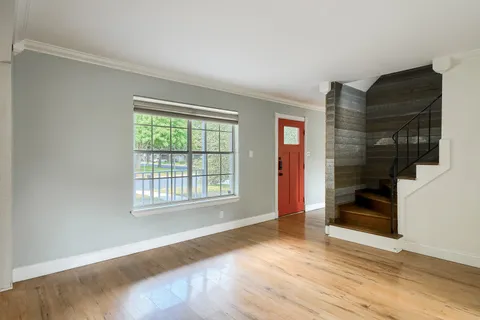 $2,500 | 1011 Berrywood Drive, Austin, TX 78753