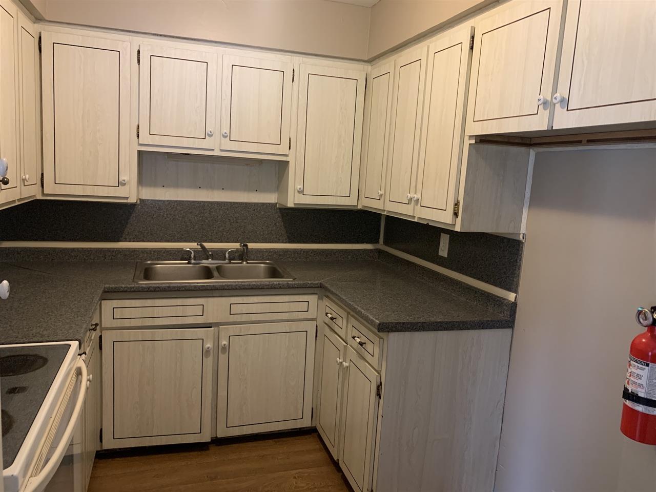 1625 Raspberry Lane Flint, MI 48507 - Photo 10 of 14