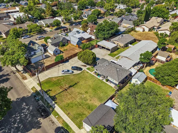 $1,200,000 | 1719 Parker Avenue, Tracy, CA 95376