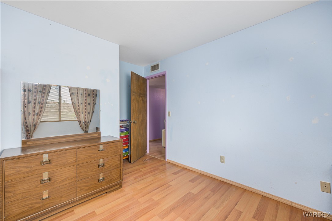 4260 El Paso Road Bullhead City, AZ 86429 - Photo 21 of 39 Bedroom