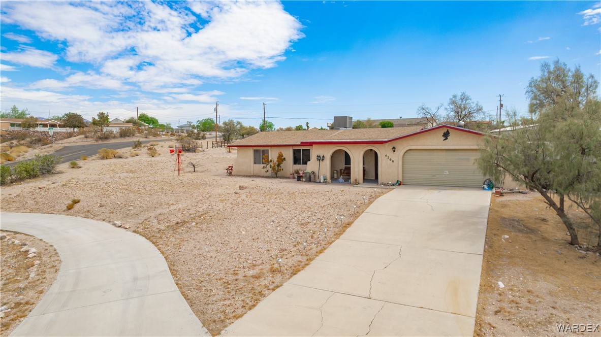 4260 El Paso Road Bullhead City, AZ 86429 - Photo 35 of 39 Front of Structure
