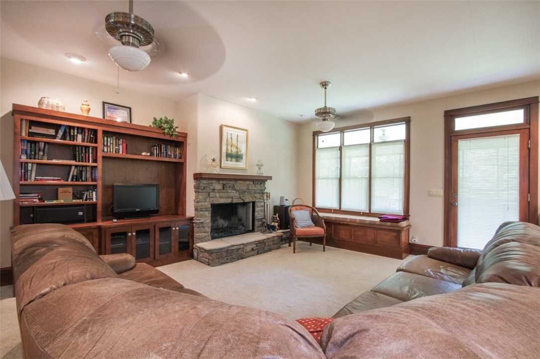 211 Lake Front Road Townville, SC 29689 - Photo 11 of 41 Gallery Image 11