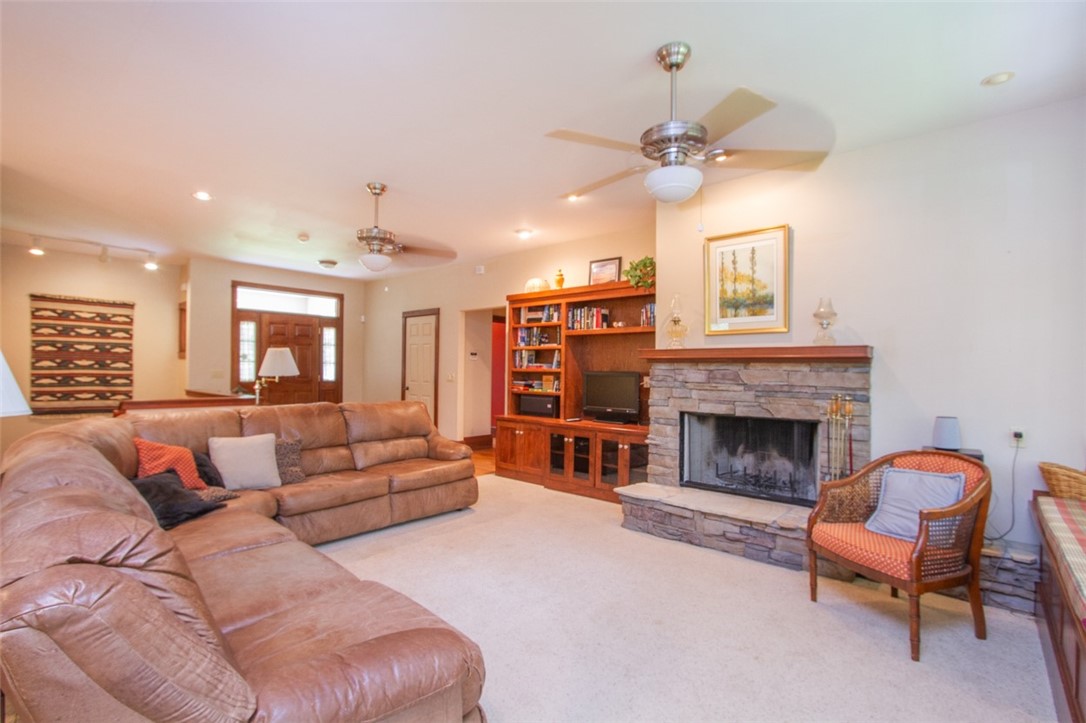 211 Lake Front Road Townville, SC 29689 - Photo 14 of 41 Gallery Image 14