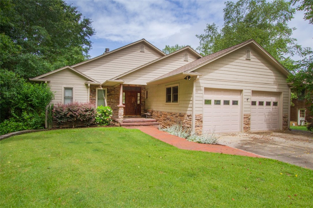 211 Lake Front Road Townville, SC 29689 - Photo 2 of 41 Gallery Image 2