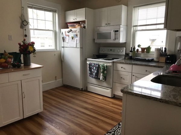 21 Pleasant Street, Unit 2 Newton, MA 02459 - Photo 5 of 8