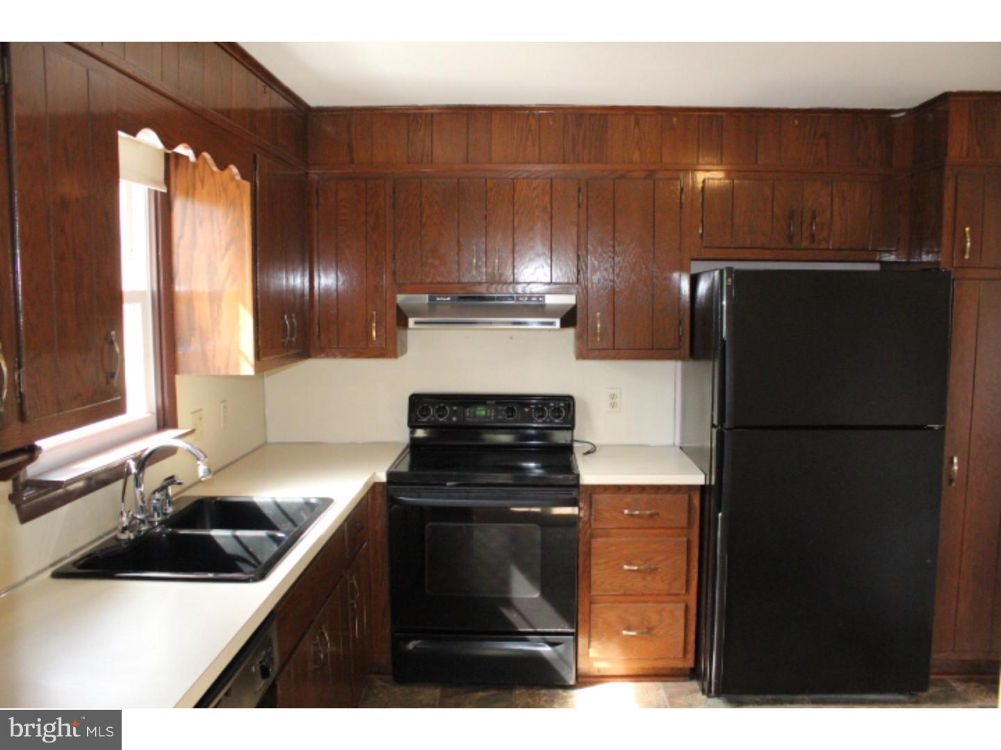 212 Rose Valley Road Pottstown, PA 19464 - Photo 13 of 24 Gallery Image 13