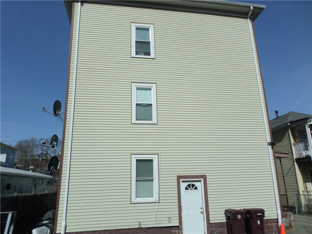 34 Transit Street Woonsocket, RI 02895 - Photo 10 of 18