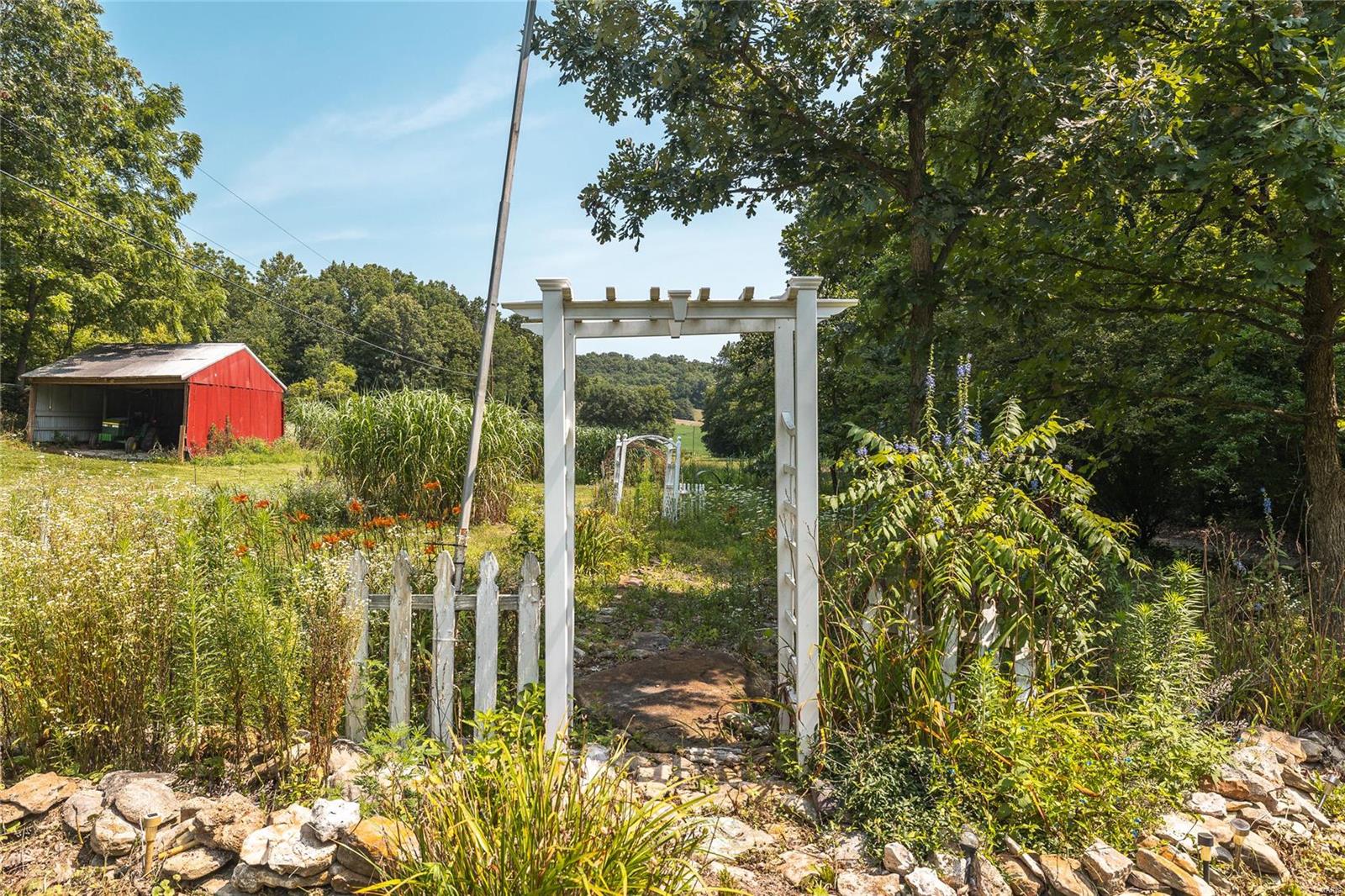 1213 Poor Farm Hollow Road Hardin, IL 62047 - Photo 49 of 82 Gallery Image 49