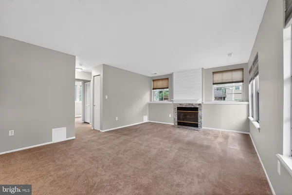 $220,000 | 37 Beagle Run, Unit 79, Baltimore, MD 21236
