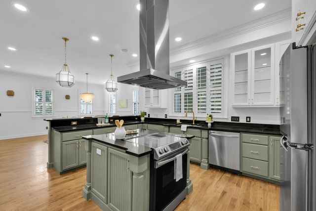 $610,000 | 2258 Arthur Gaillard Lane, Charleston, SC 29414