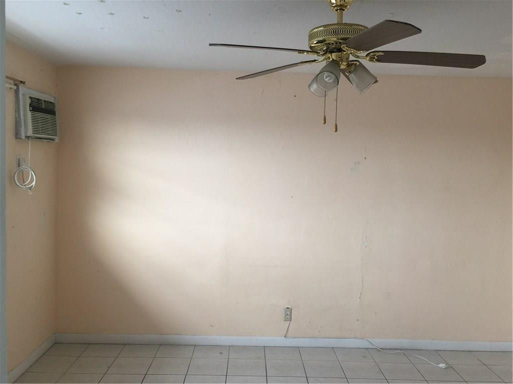 9375 Southwest 40th Terrace, Unit 213 Miami, FL 33165 - Photo 14 of 31 Photo 14