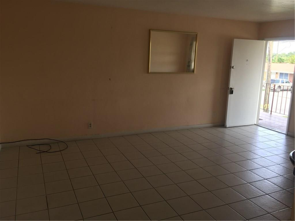 9375 Southwest 40th Terrace, Unit 213 Miami, FL 33165 - Photo 20 of 31 Photo 20