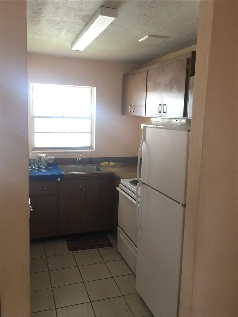 9375 Southwest 40th Terrace, Unit 213 Miami, FL 33165 - Photo 6 of 31 Photo 6