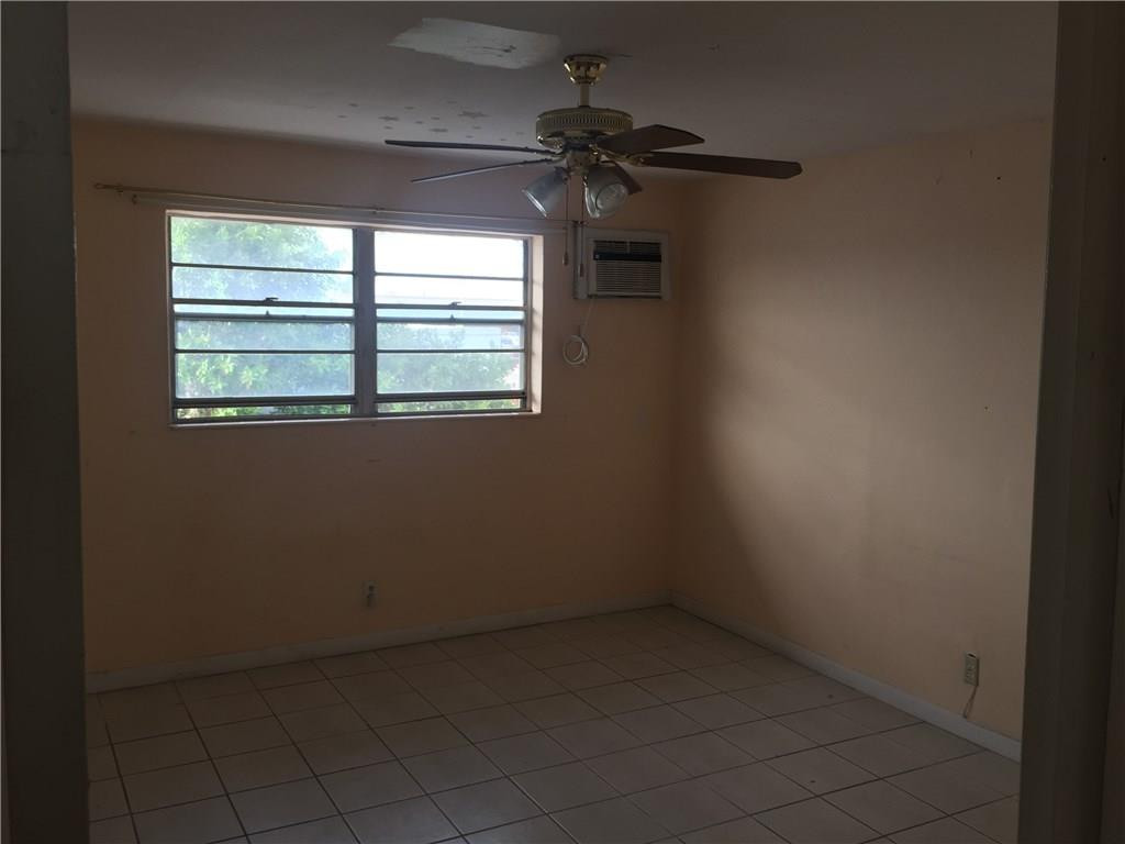 9375 Southwest 40th Terrace, Unit 213 Miami, FL 33165 - Photo 7 of 31 Photo 7