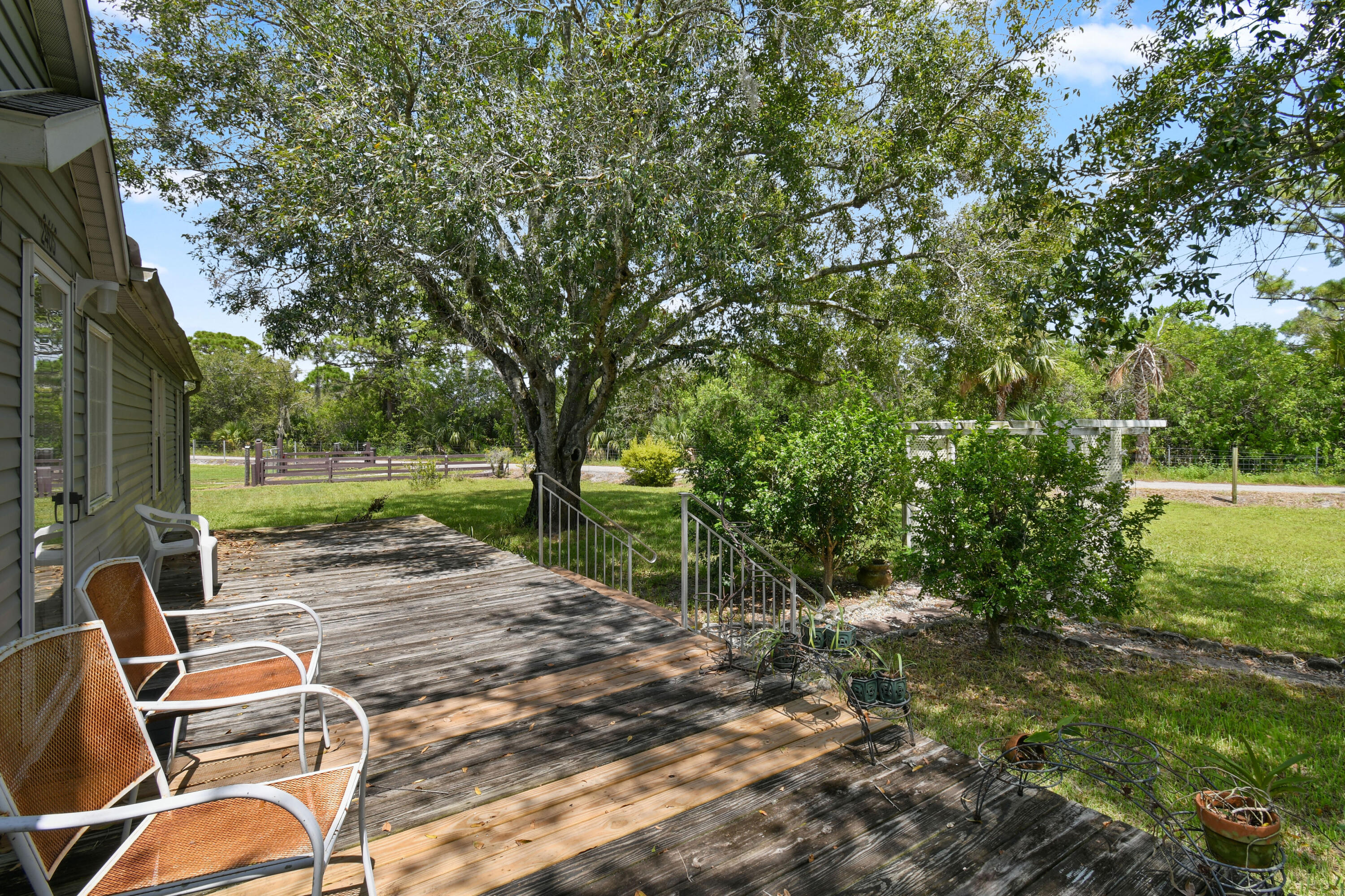 2463 Coolidge Road Fort Pierce, FL 34945 - Photo 11 of 43 2463CoolidgeRd_06
