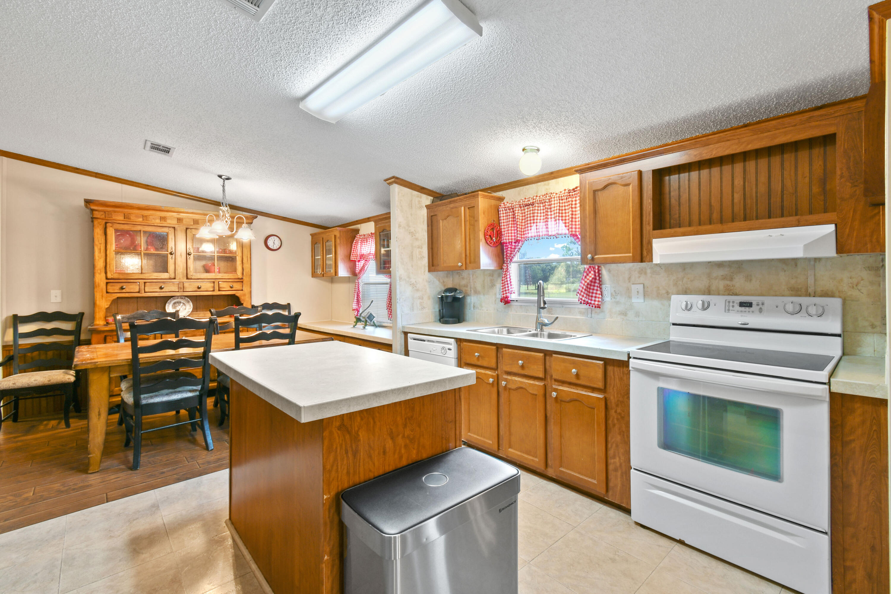 2463 Coolidge Road Fort Pierce, FL 34945 - Photo 18 of 43 2463CoolidgeRd_13