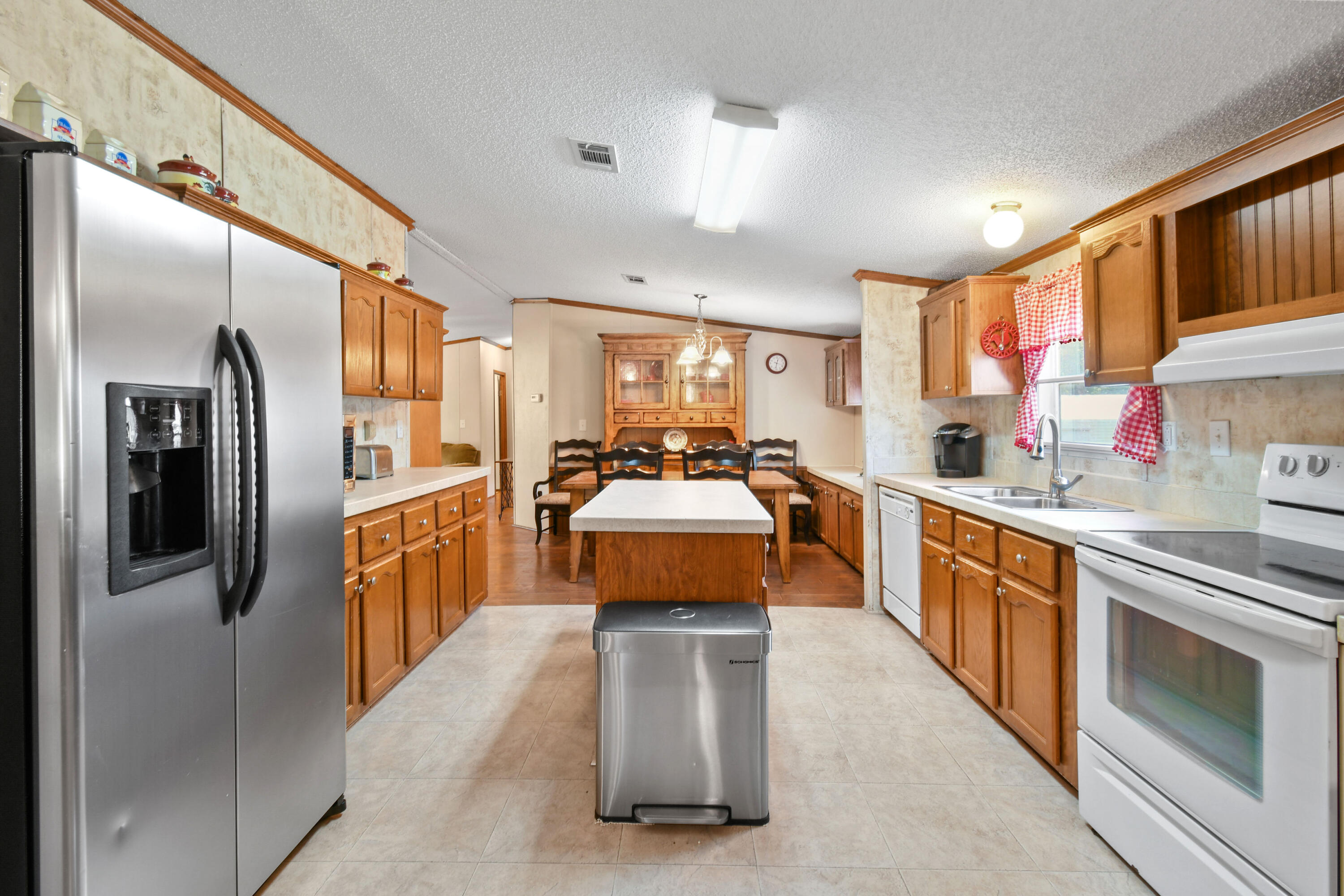 2463 Coolidge Road Fort Pierce, FL 34945 - Photo 19 of 43 2463CoolidgeRd_14