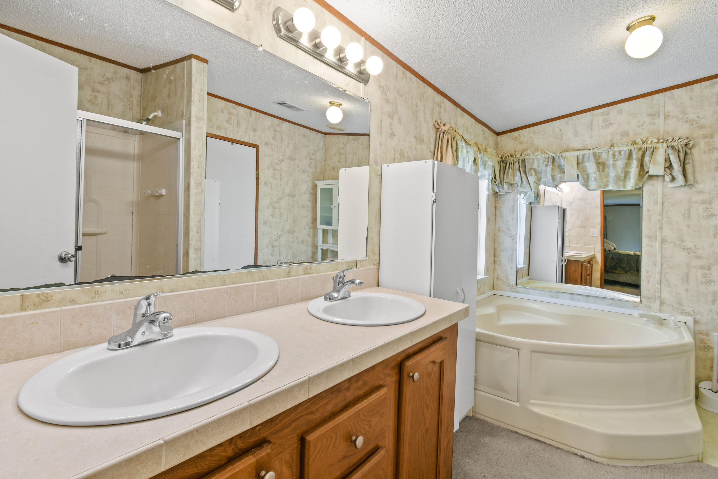 2463 Coolidge Road Fort Pierce, FL 34945 - Photo 26 of 43 2463CoolidgeRd_20