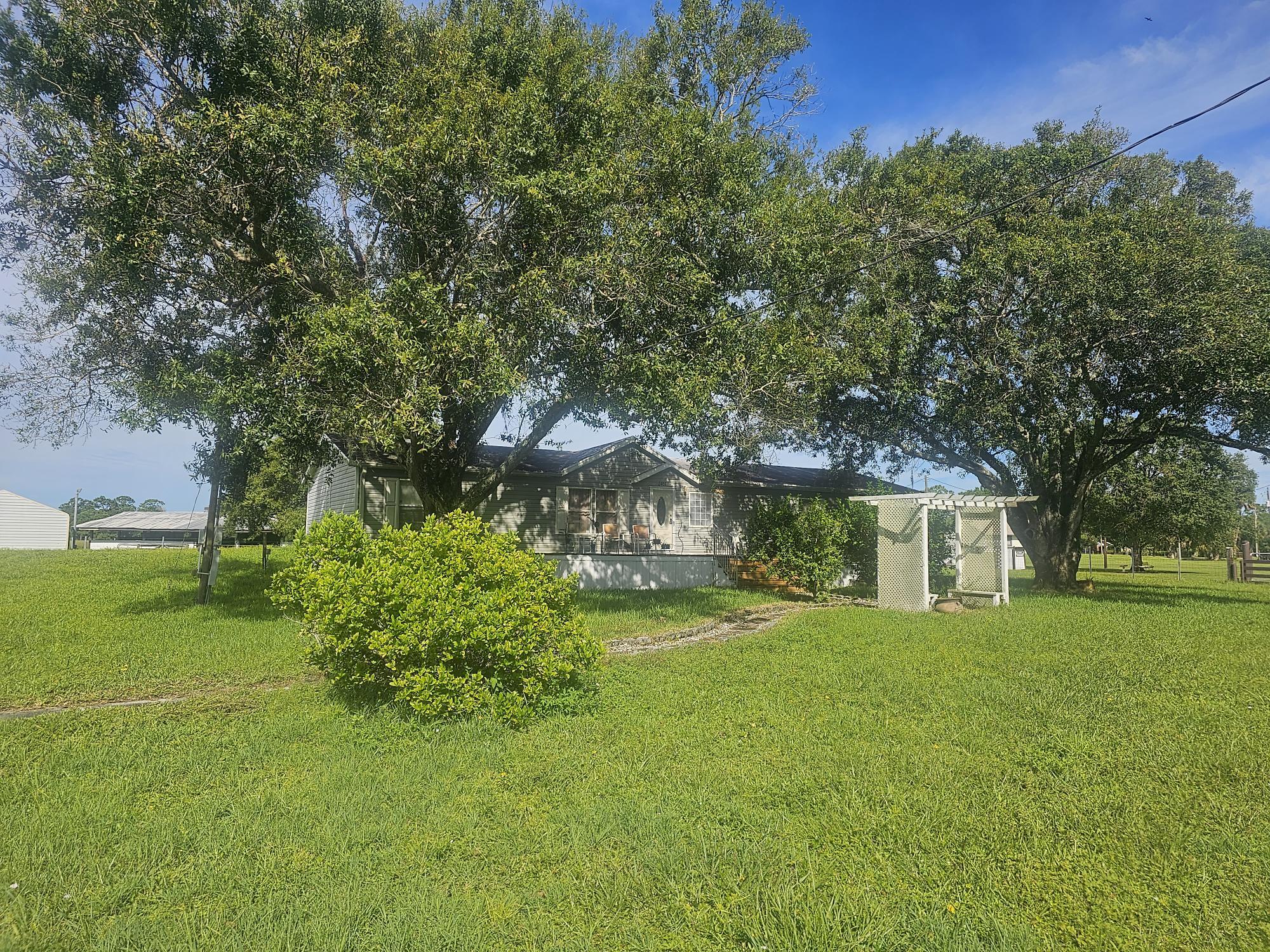 2463 Coolidge Road Fort Pierce, FL 34945 - Photo 42 of 43 20230829_100903