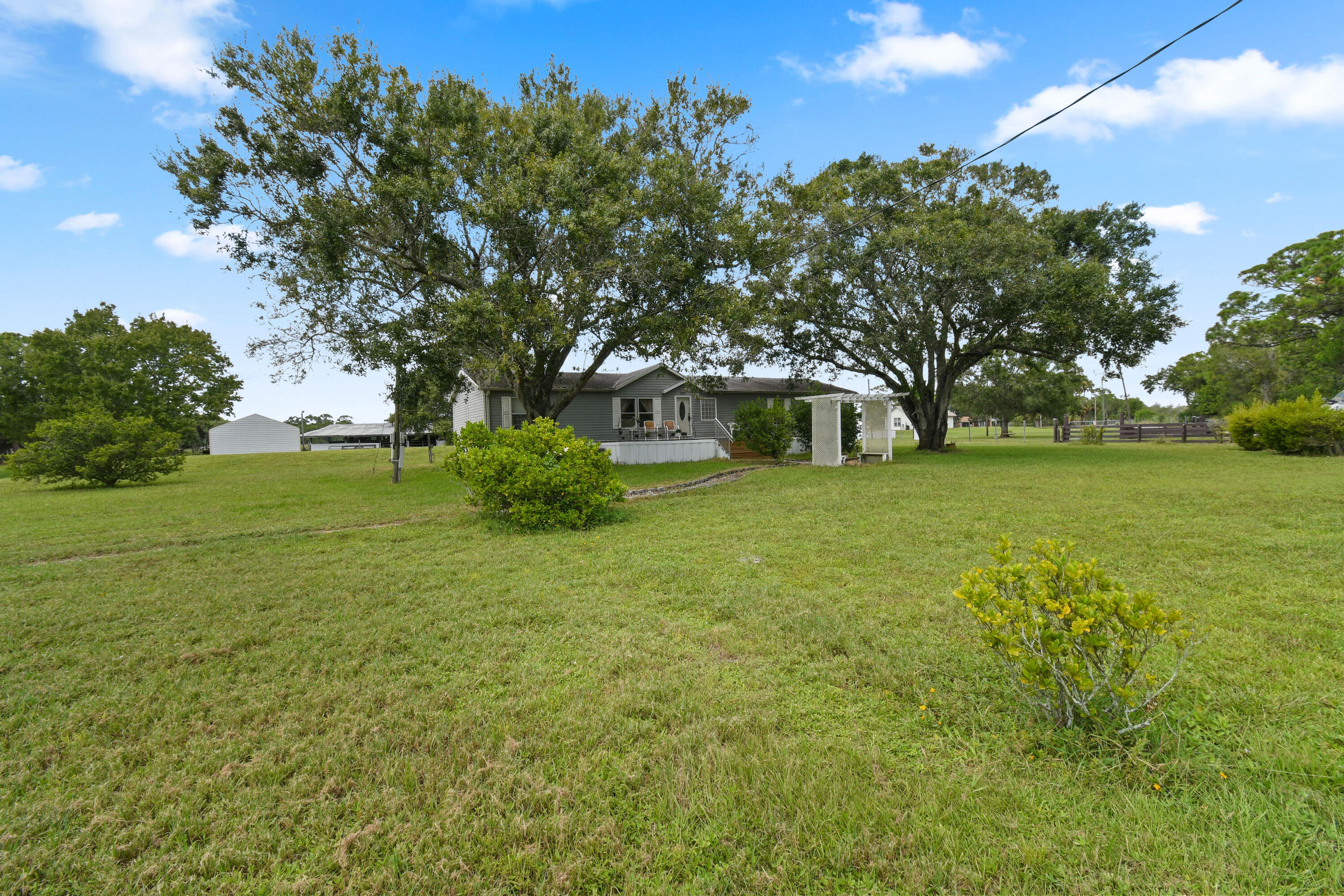 2463 Coolidge Road Fort Pierce, FL 34945 - Photo 7 of 43 2463CoolidgeRd_02