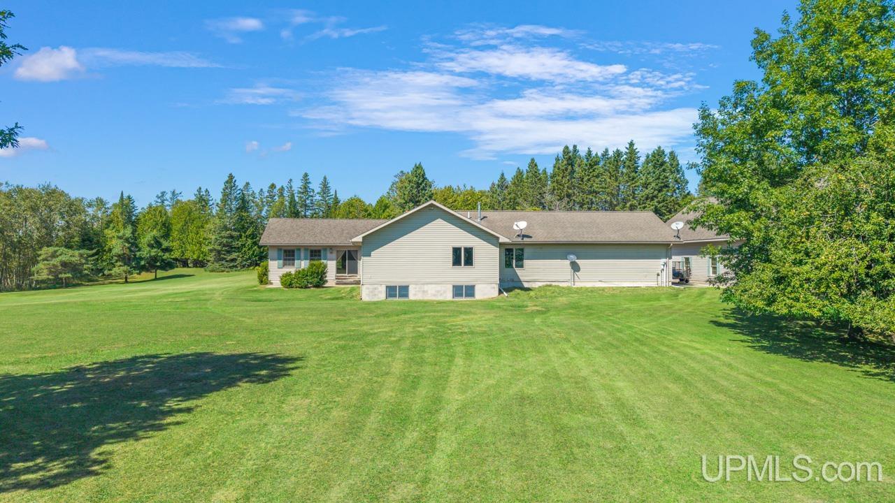 16861 17th Road Garden, MI 49835 - Photo 6 of 48 Gallery Image 6