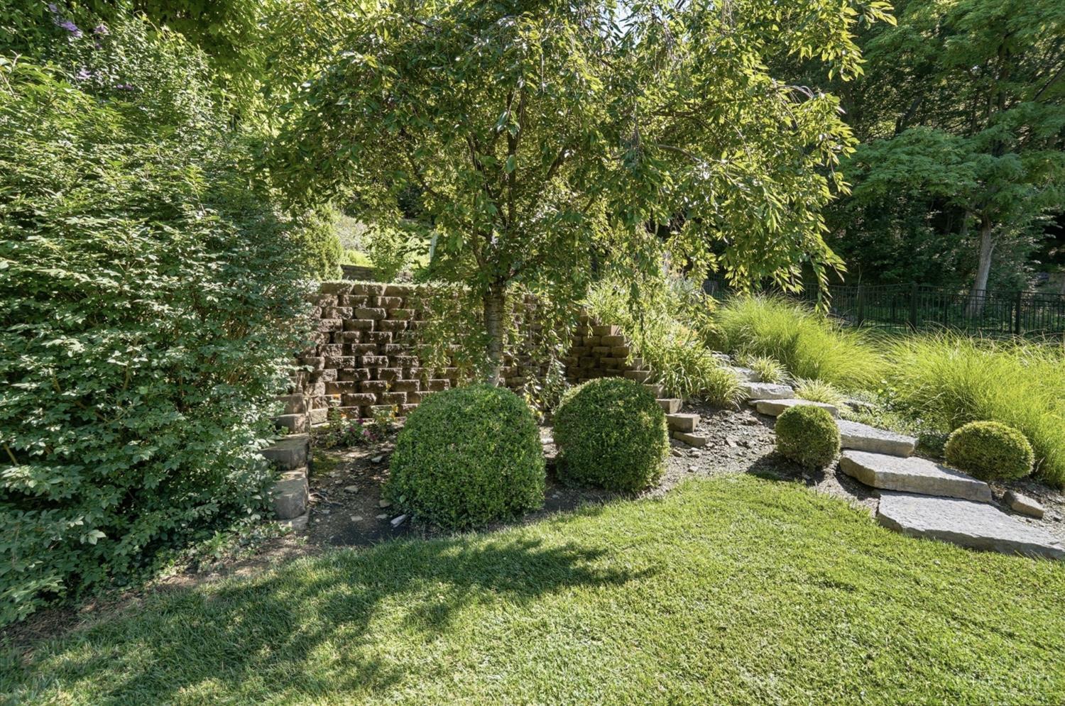 336 Boal Street Cincinnati, OH 45202 - Photo 76 of 90